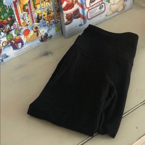 Kirkland Textured Cropped Leggings